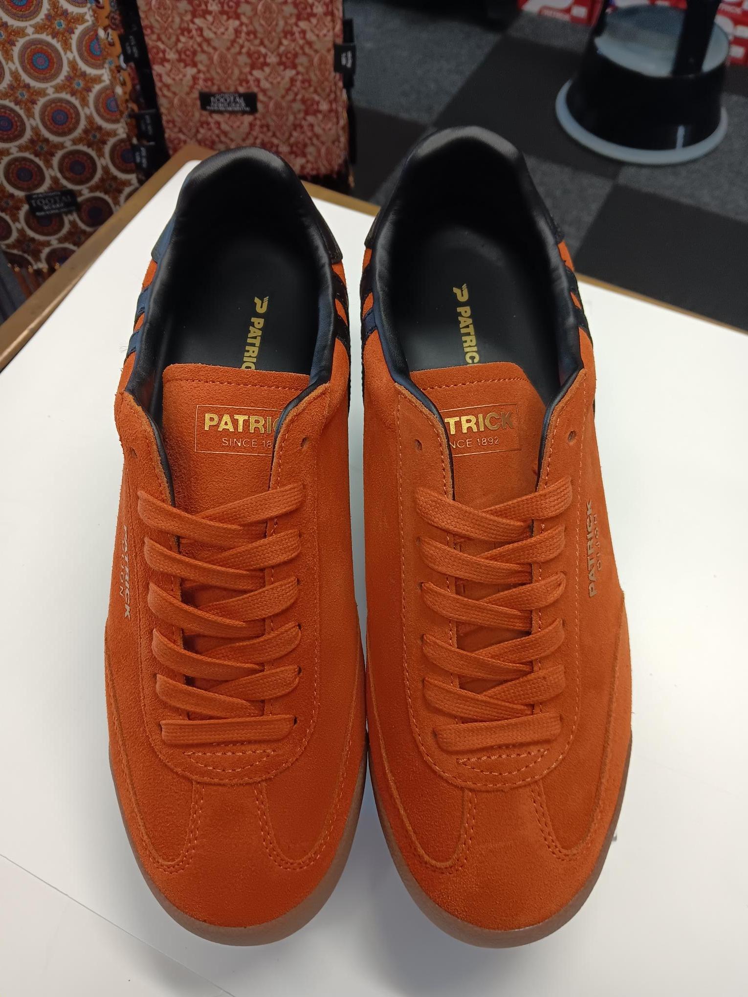Dijon Trainer