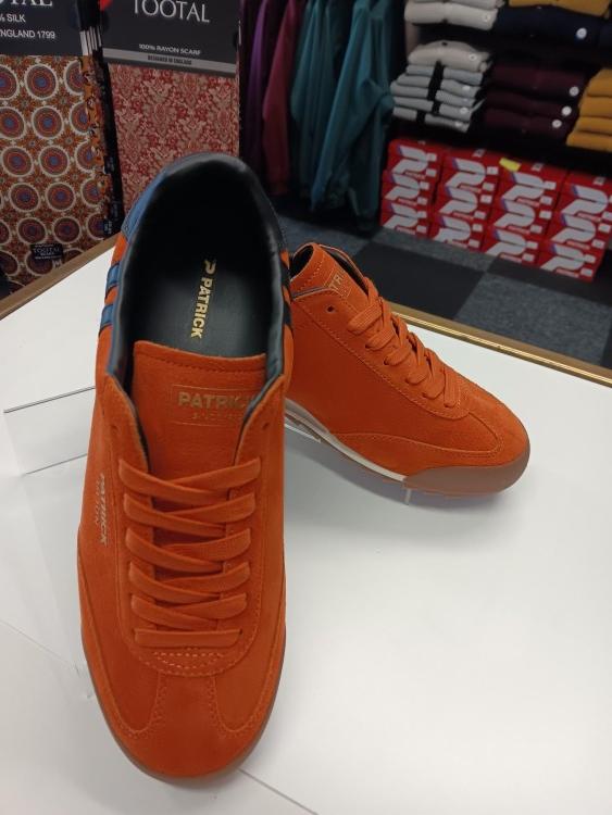 Dijon Trainer