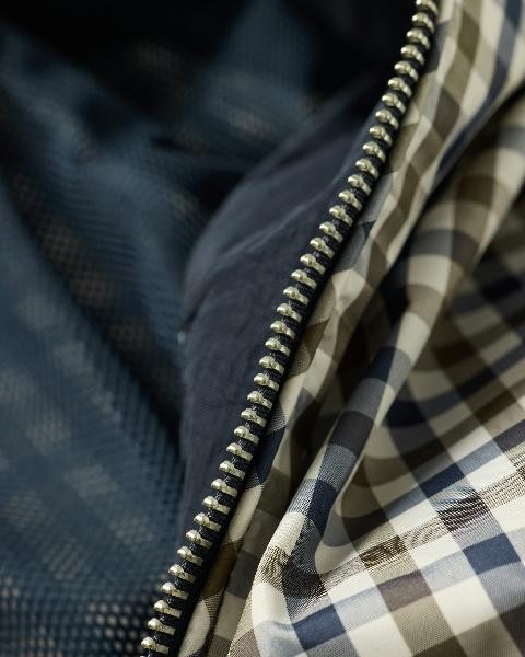 Campania Windbreaker Jacket